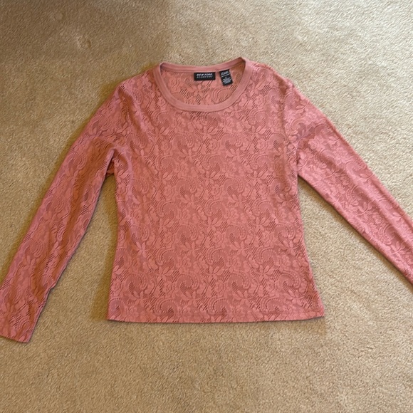 EUC New York & Company Floral Lace Long Sleeve Shirt Size Large - Picture 1 of 6